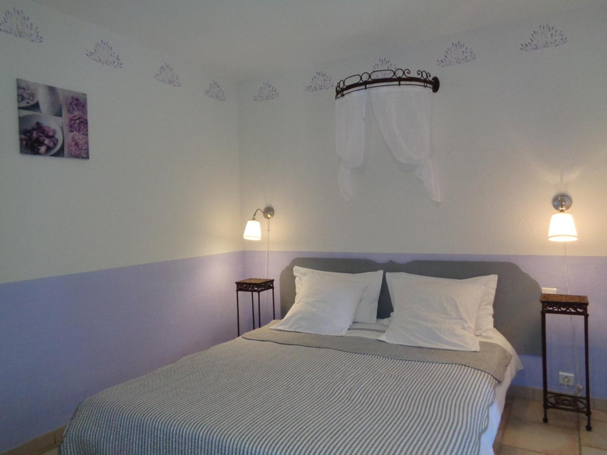 Clos Des Lavandes - Chambres Et Suites De Charme Climatisees-Luberon Lacoste  Eksteriør billede